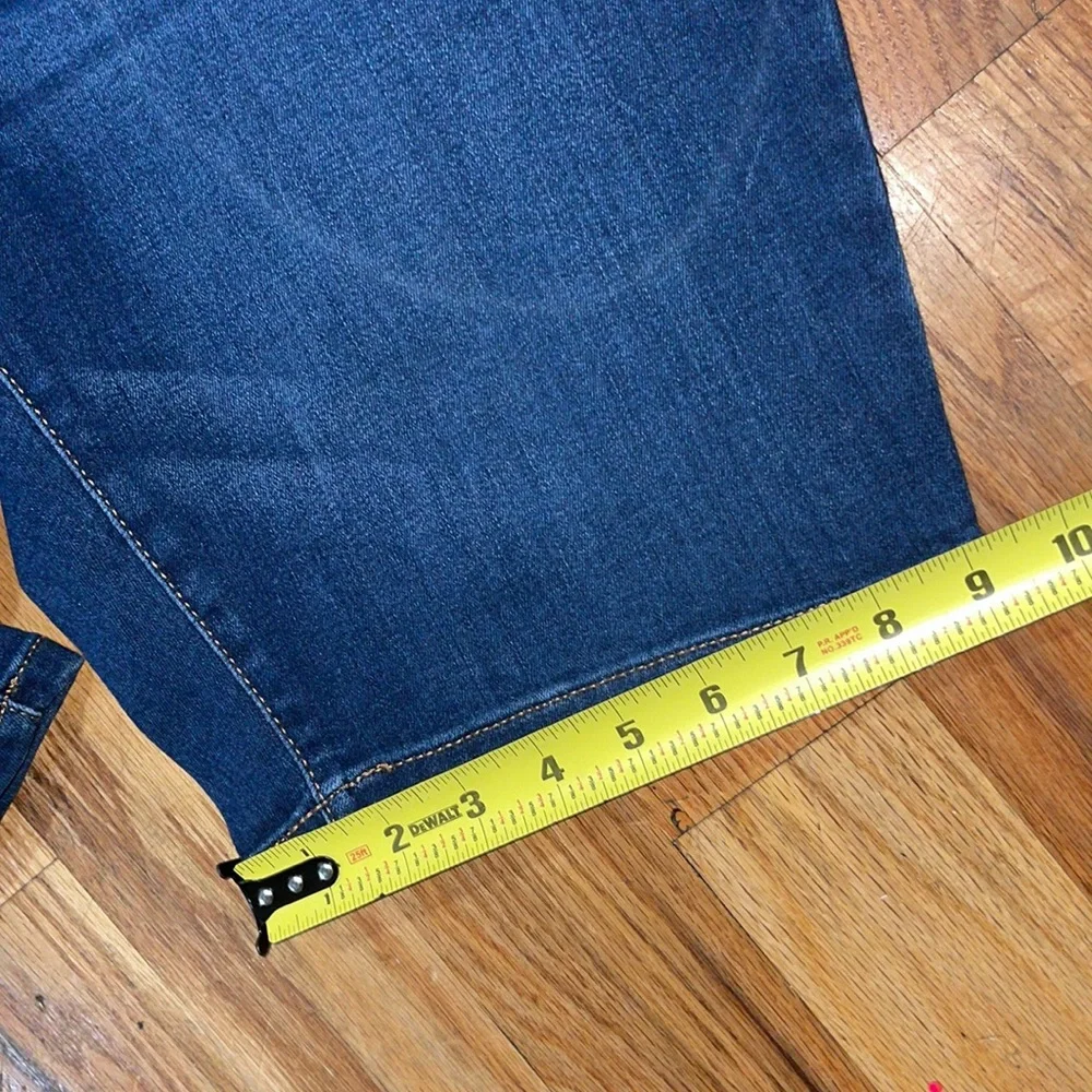 NEW Lane Bryant Dark Blue Jean  Signature Fit Denim Bermuda Short - Dark Wash 14